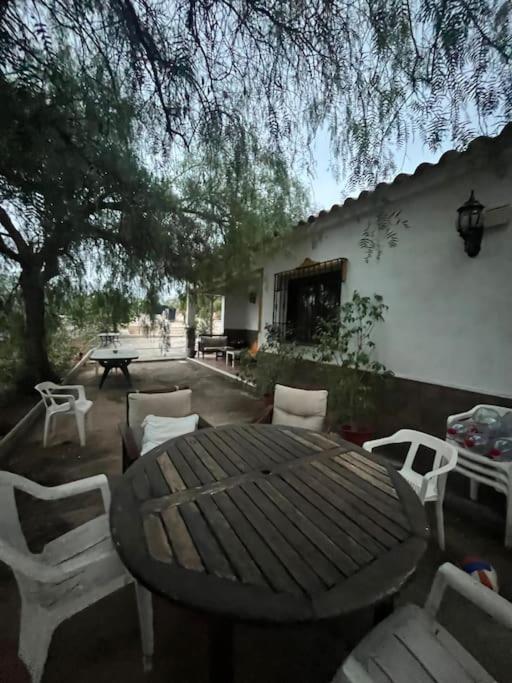 Farmhouse Surrounded By Centenary Olive Trees Olías Exterior foto